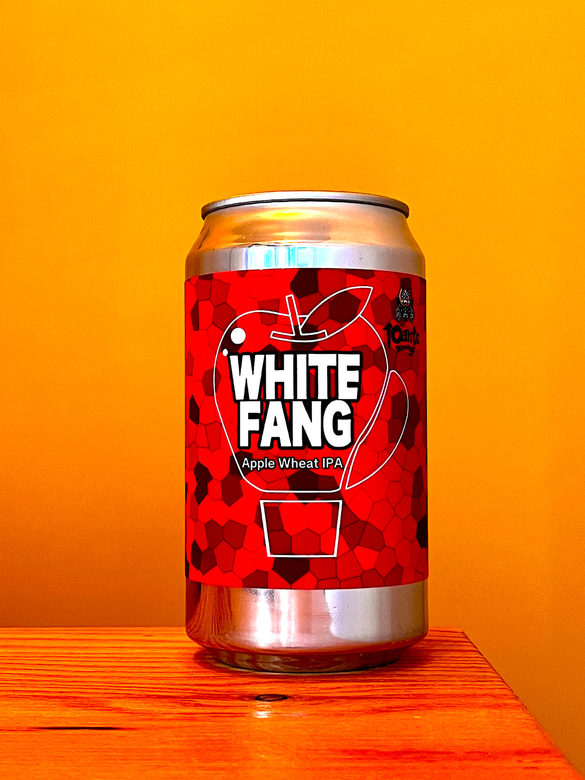 10antsブルワリーの缶ビール、WHITE FANG