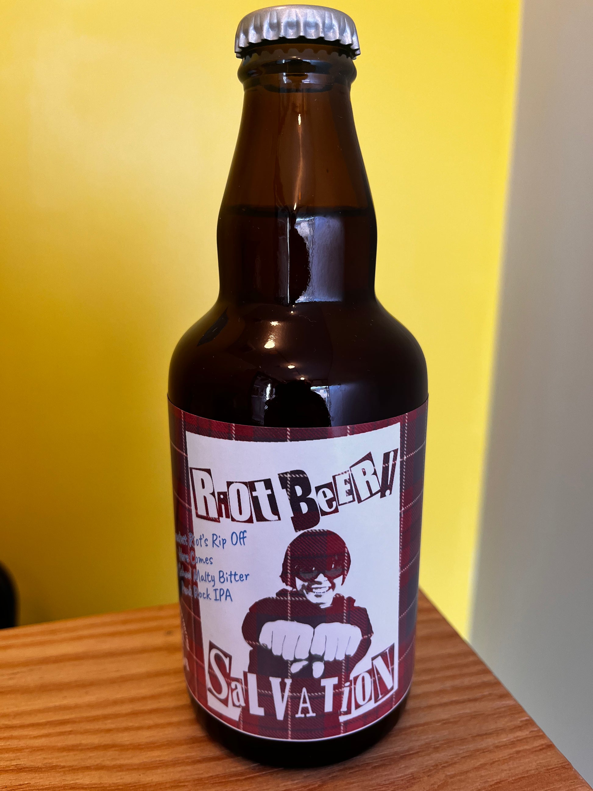 Riot Beerのボトルビール、Salvation